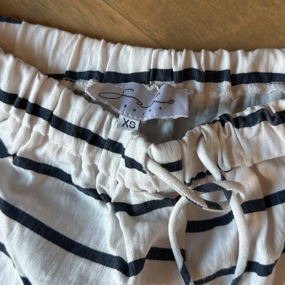 Sabo skirt striped shorts tunic set - Picture 10 of 13